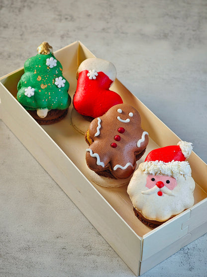 Christmas-themed macaron set (4pcs)